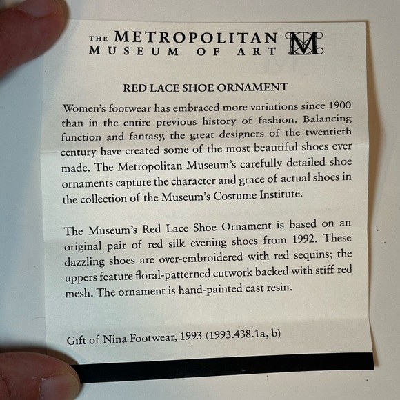 METROPOLITAN MUSEUM OF ART RED LACE SHOE ORNAMENT SHOE ORNAMENT 2010 - Picture 8 of 8